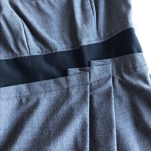 Dress - Picture 4 of 6